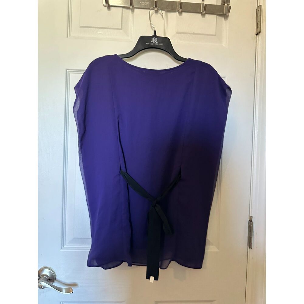 Simply Vera Women’s Purple Sleeveless Chiffon Blouse w Waist Belt Size M